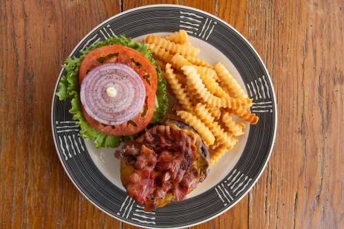 Bacon Cheeseburger